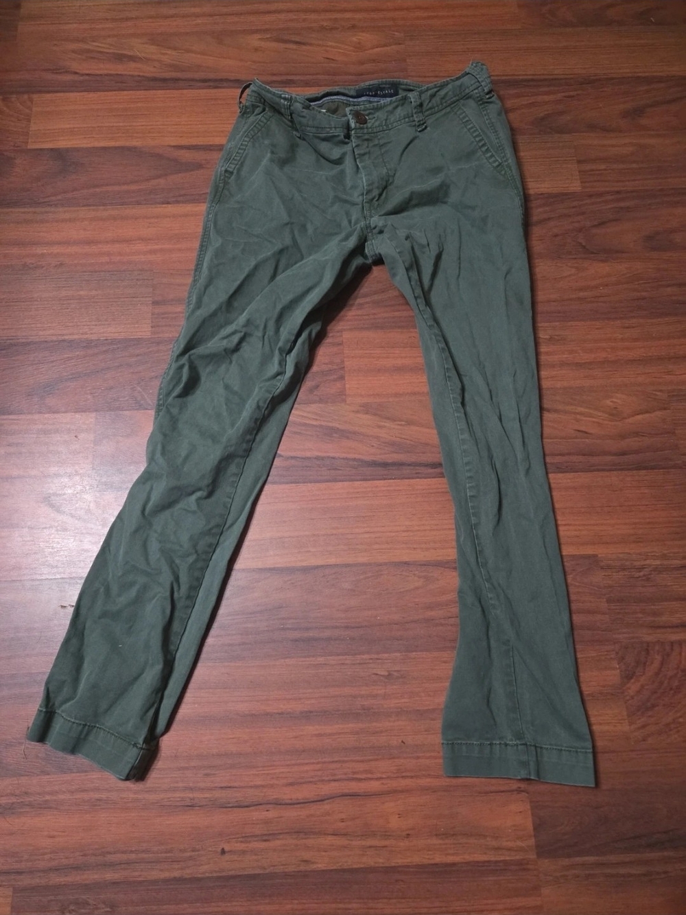 Aeropostale Green Khaki Pants